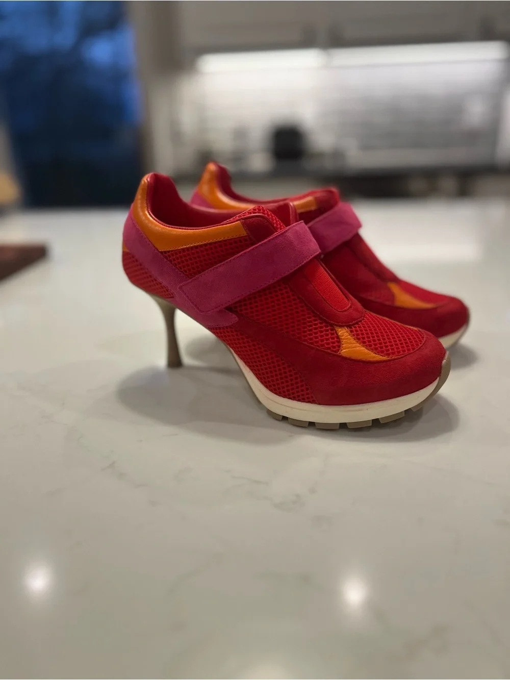 Sneex bold women’s